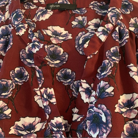 Gibson Burgundy Floral Print Vneck Blouse - Picture 3 of 8